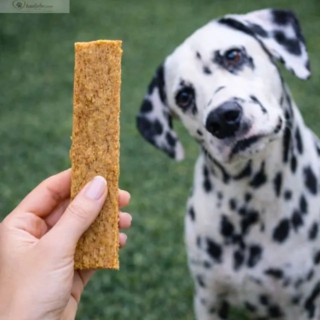 Wildschwein-Fleischstreifen von NANDOO, 250g, saftig und mager, ideal für Hundesnacks oder Tierfutter.