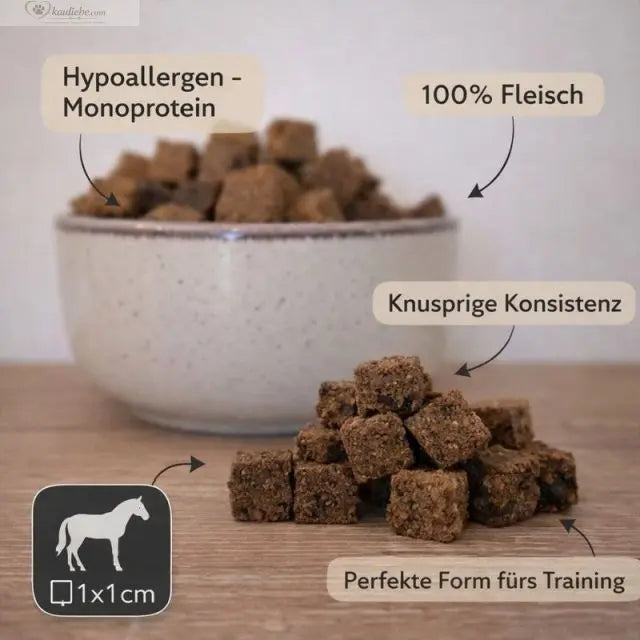 Knusper-Lecker Pferd von NANDOO, 200g, detailreiche Nahaufnahme des knusprigen Pferdefutters in 1cm Größe
